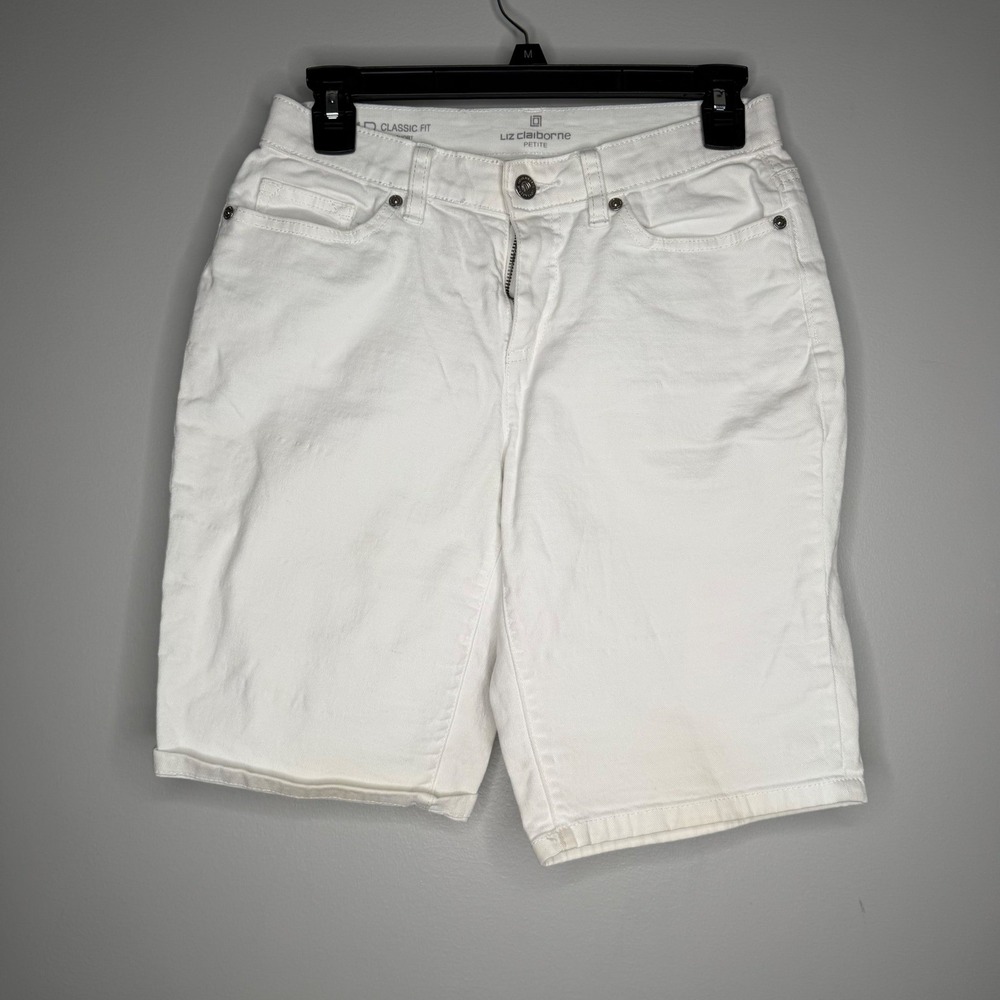 Liz Claiborne Denim Shorts Women 4P White Classic Fit Elastic Waist 4994